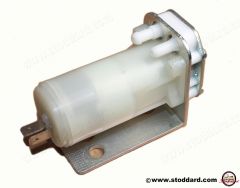 823-955-651 Windshield Washer Pump for 924 and 944  