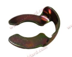 999-166-027-02 Lock clip, 2 req'd. Fits '74-'86.  